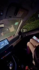 刚和男友分手没多久就跟别人约炮